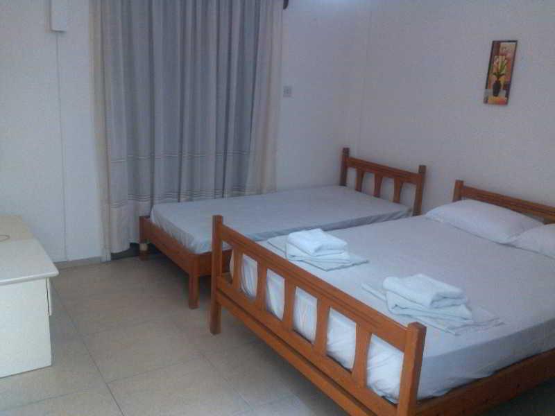 St. Mamas Apts Scala Dış mekan fotoğraf