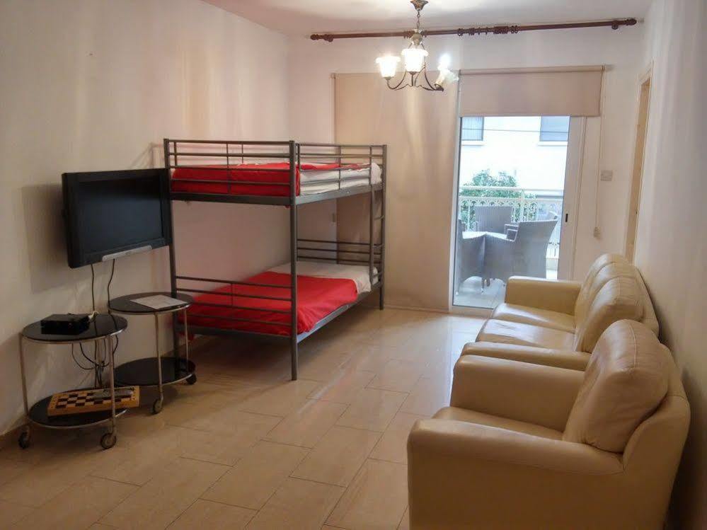St. Mamas Apts Scala Dış mekan fotoğraf